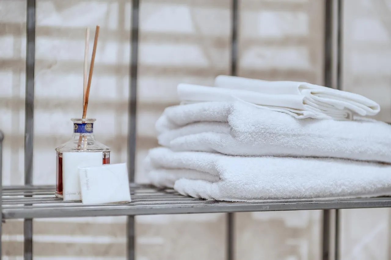 Flats Via Delle Muratte 2Mins To Trevi Fountain Appartamento Roma Italia
